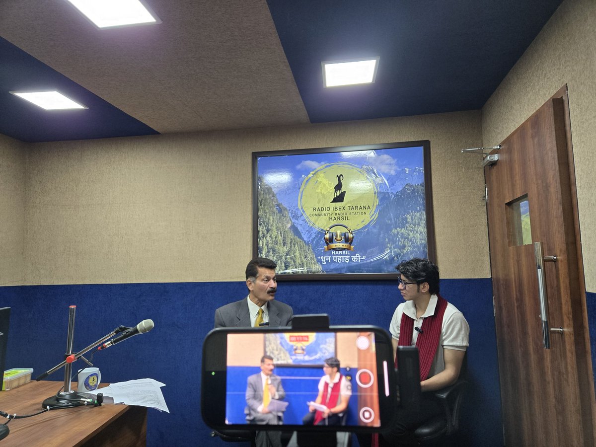radioibextarana's tweet image. An insightful day at Radio IBEX Tarana 88.4 FM! 
We had the privilege of hosting Dr. Sunil Sir from NISM for an engaging discussion on Financial Literacy with our team.
Podcast coming soon
Stay tuned!
@suryacommand 
@UBArea_IA 
#tweet #uttrakhand #nism #radio #FinancialLiteracy