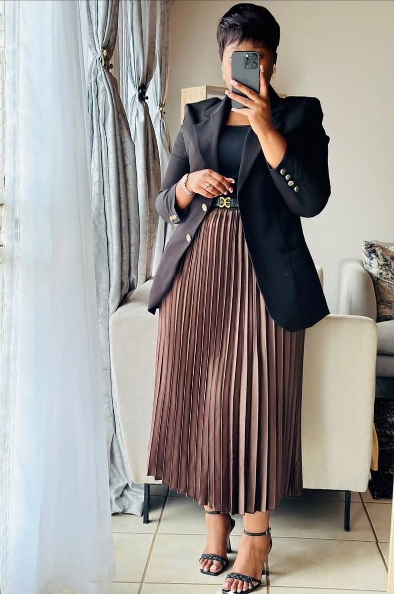 MalumeRichie's tweet photo. You can be dressed decently and still look good😊🙌🏽🔥 https://t.co/OQx4xIeUFX