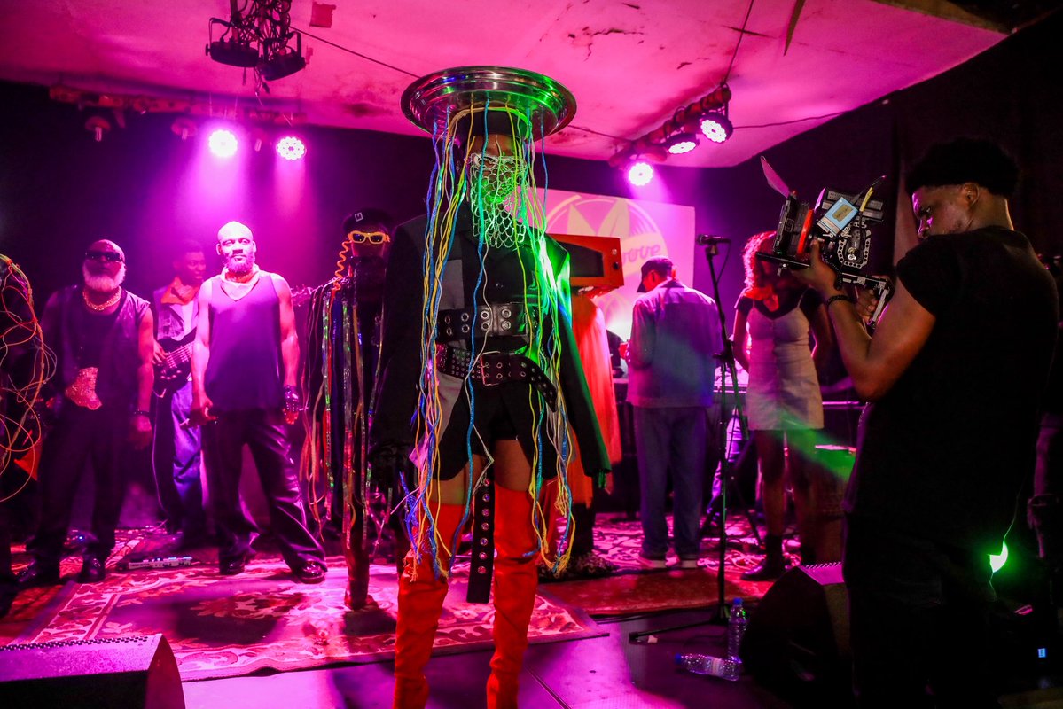 Up High Lab tweet media