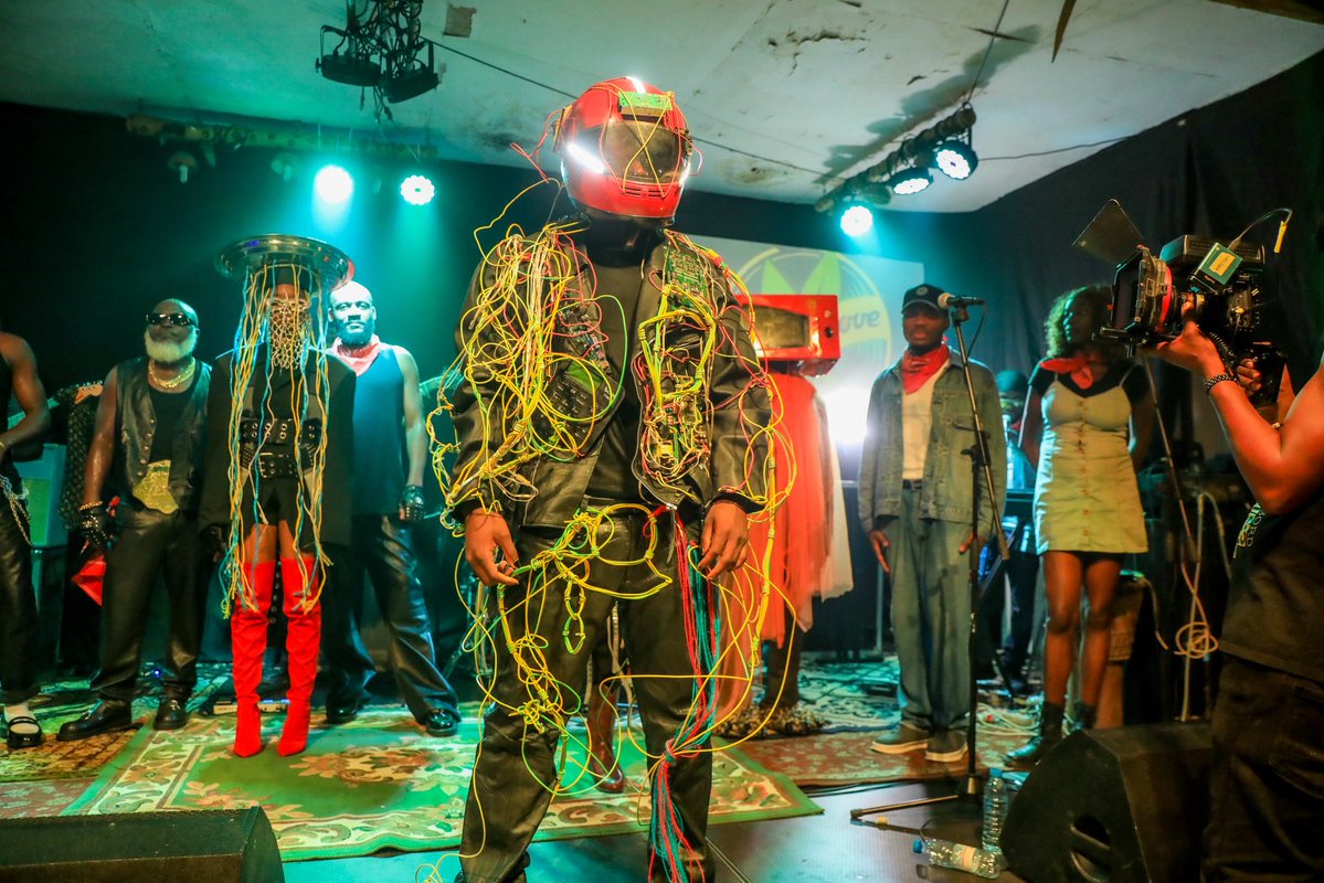 Up High Lab tweet media