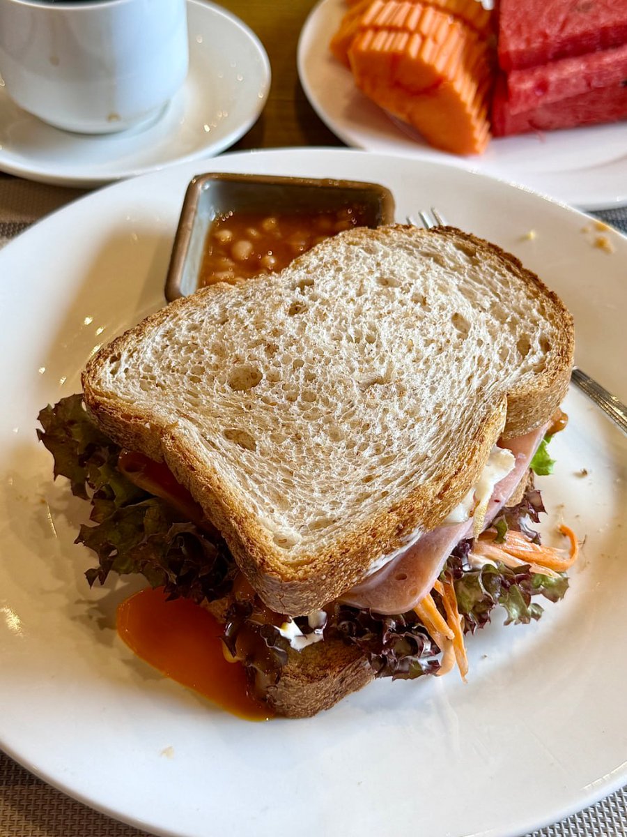 tungx23's tweet photo. Savoring the little things in life, one breakfast at a time. https://t.co/WAM8TEqFF5
