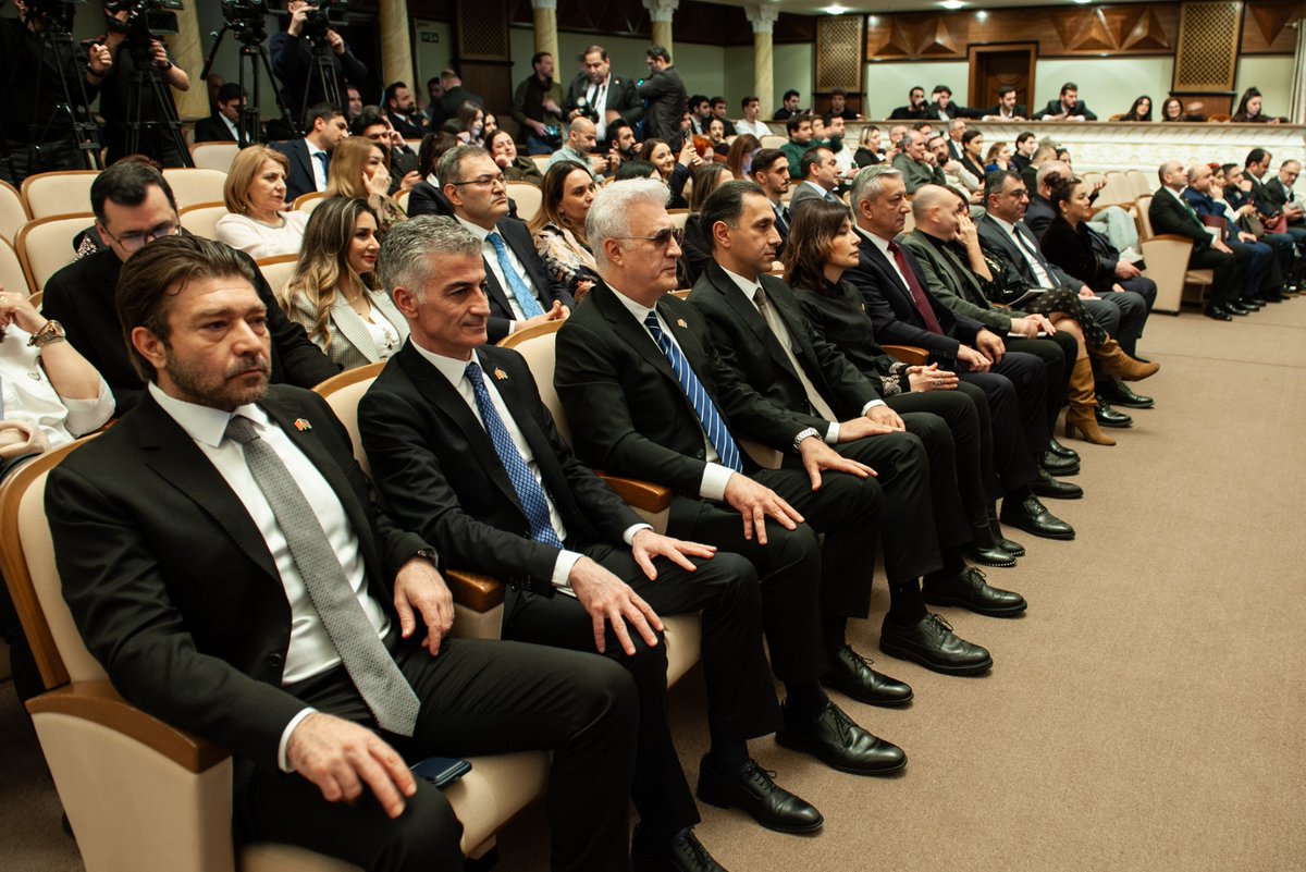 Devlet Tiyatroları tweet media