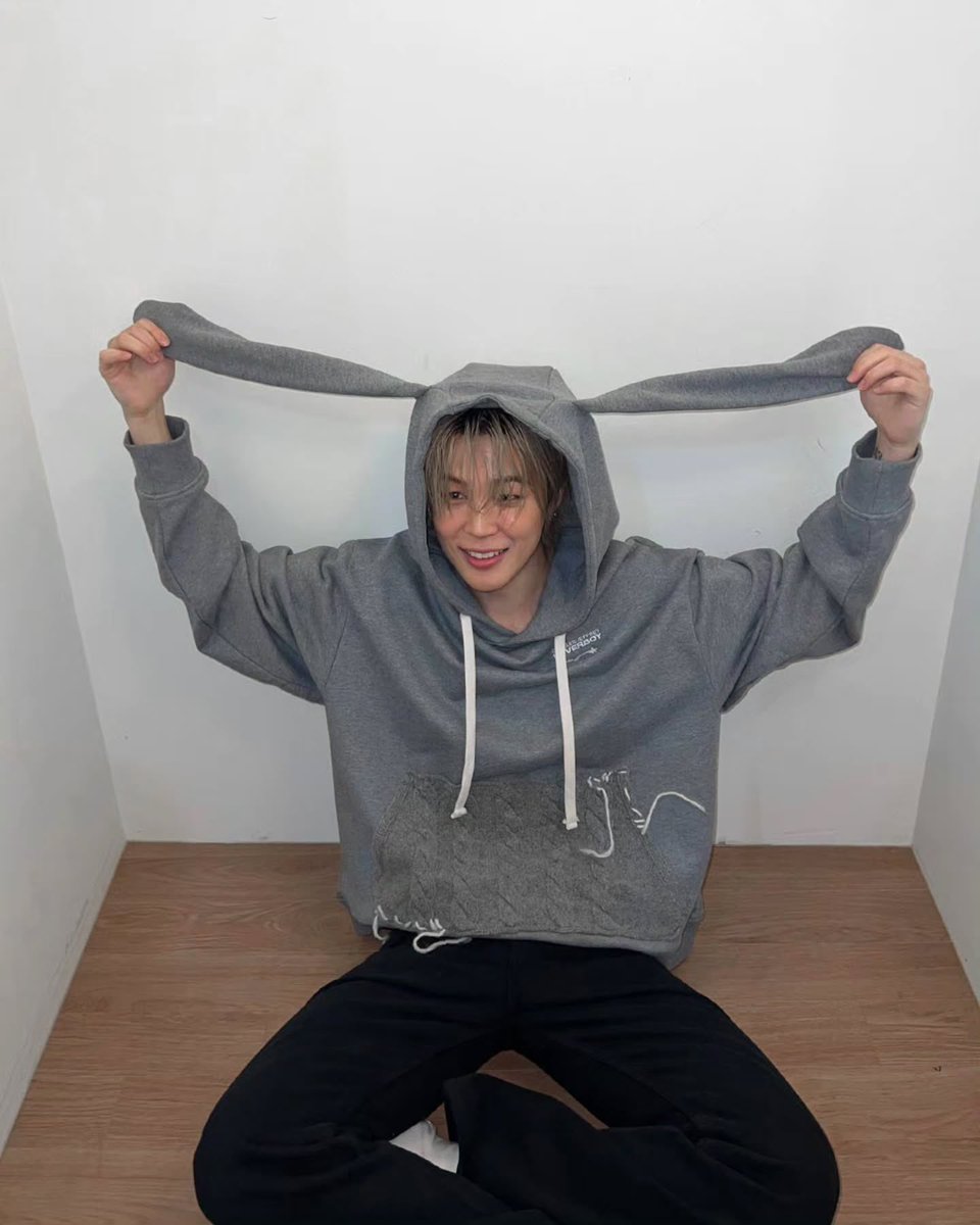 JAMJAMPICS's tweet photo. NEW JIMIN ON INSTAGRAM https://t.co/Ol3bGFAaK7