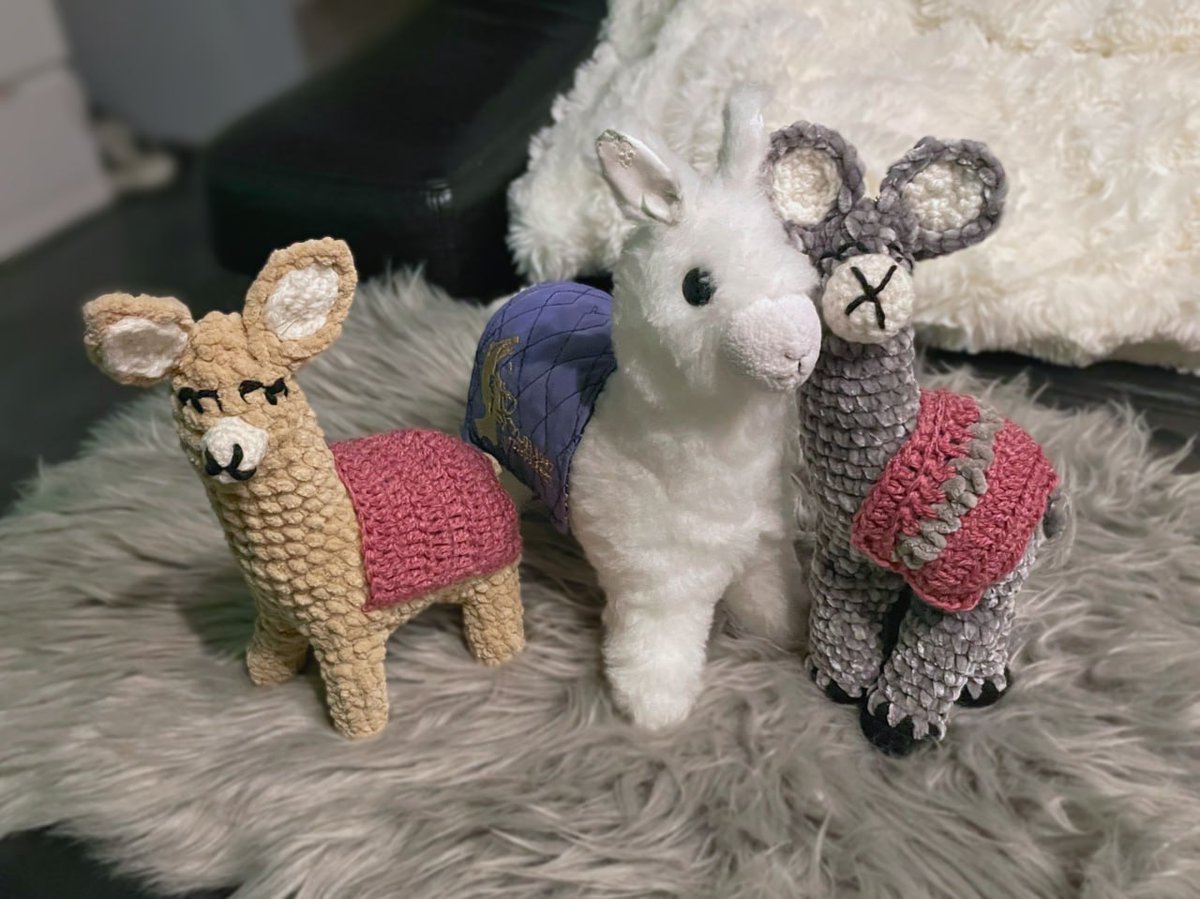 FeatherWorks.studio tweet media