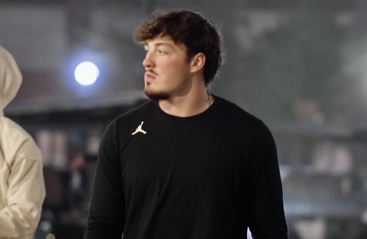 Chris Nee tweet media