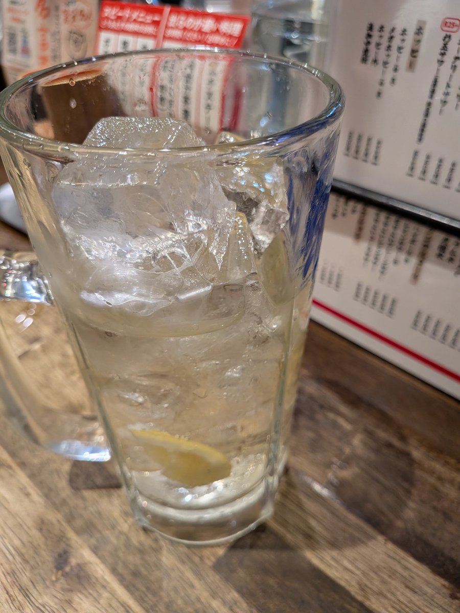 c222893's tweet photo. さあ今日も霞鳥リハ
まず一杯飲んでから https://t.co/ts9UysWsCR