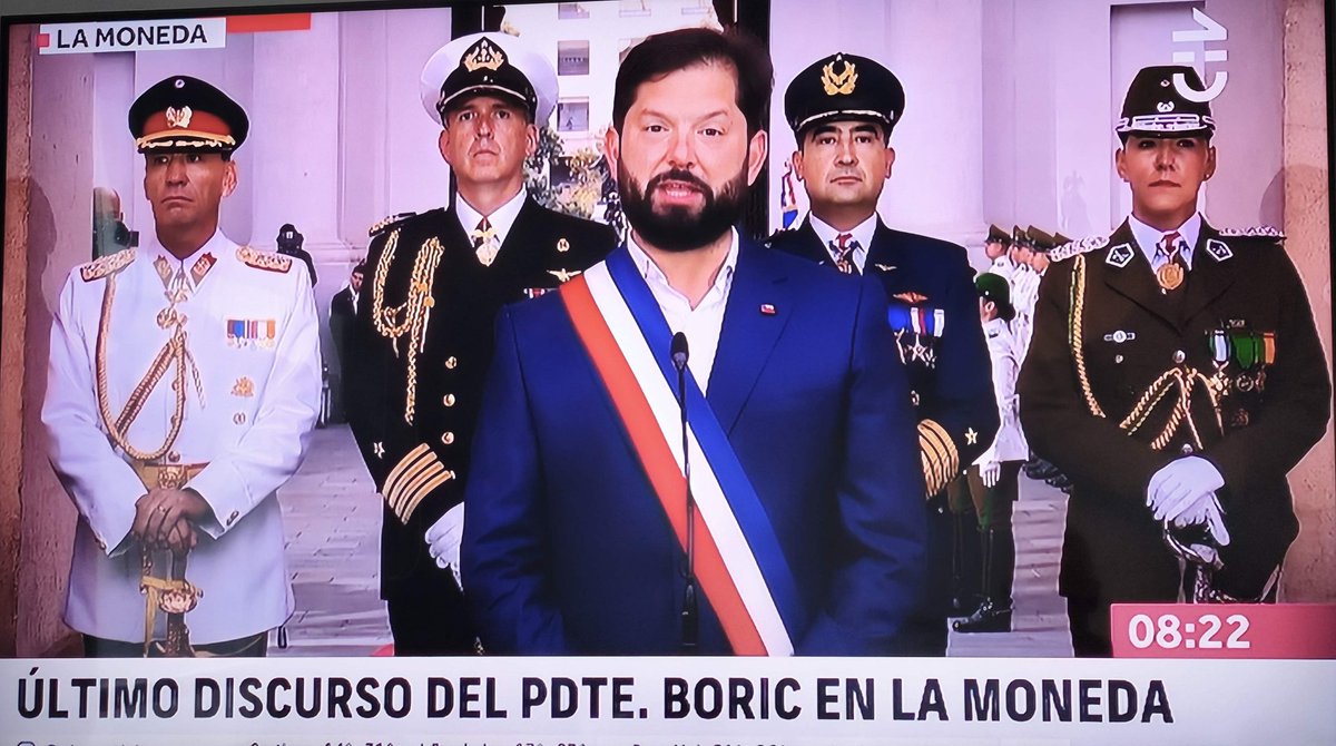 Por fin llegó el día!
🙌🏼🙌🏼🙌🏼
Hoy la Marraqueta es más crujiente ♥️

Vamos con todo 💪🏼 <a href="/joseantoniokast/">José Antonio Kast Rist 🖐️🇨🇱</a>
para recuperar a nuestro Chile! 🇨🇱
#CambioDeMando

Rey de España
Piñera 
Boric
Cerro Castillo