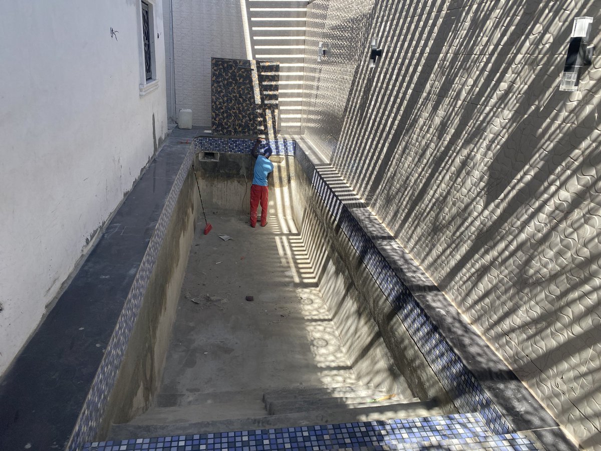 Topswimmingpool's tweet photo. Backyard Dreams, Designed by Top_Pools

If you’re dreaming about a backyard refreshing or planning a future build, now’s is the time to get inspired 🌊💧

☎️ +220 ￼721 4066

#top_pools #topswimmingpools #ddspoolsgroup #gambiaspools 🇬🇲 https://t.co/KnuNiUEtAB