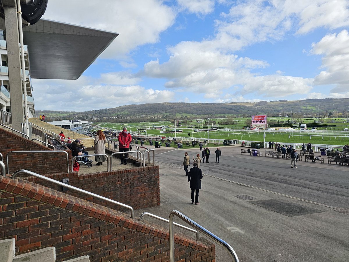 Mike Parcej tweet media