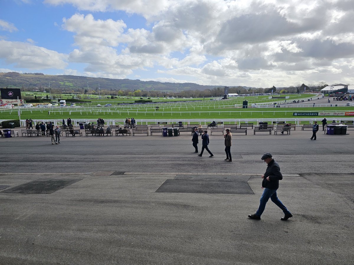 Mike Parcej tweet media