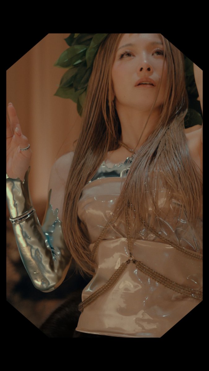 Khaki_Tokyo's tweet photo. New works
椎名林檎 - 至宝
https://t.co/o7hQBYVcEX

VFX Supervisor: Mizuno Masaki
VFX Artist / AI Animal Artist: Koki Kikuchi
CG Director: Taichi Ito
On-Set Supervisor: Yuma Furusawa
VFX On-Set: Genki Kaneoka
Production Manager: Chihiro Aida https://t.co/8HQBzYbF1m