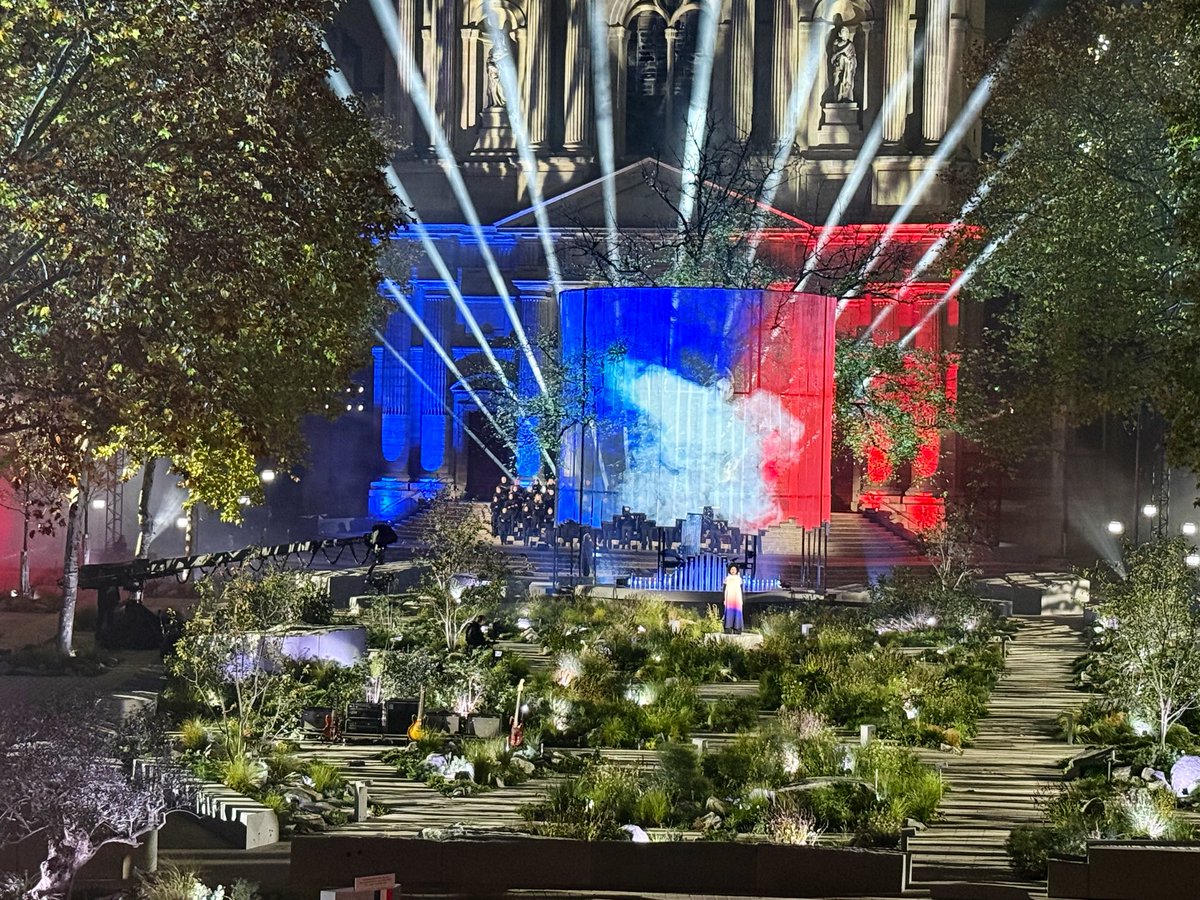 ebothorel's tweet photo. 11 mars : journée nationale d’hommage de la Nation aux victimes du terrorisme.

Les blessures et les souvenirs des victimes ne s’effacent jamais. 
À la Nation de ne pas oublier. https://t.co/ikHIY2MpKI