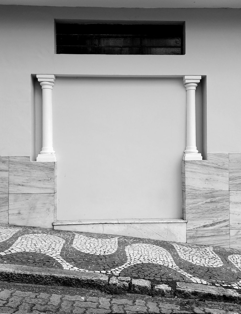 Em Vão, 2026
#photography #fotografia #fotografía #Fotografie #bnw #blackandwhitephotography #bw #blackandwhitephoto #foto #bnwphotography #abstractphoto #Monochrome #artphotography #artphoto #Foto #PhotoArt #bnw_captures #photo #mono #fineartphotography #fotos