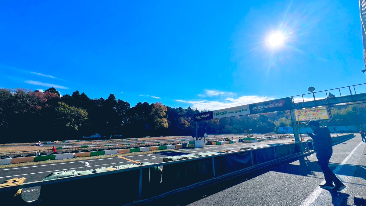 おしえて☆短パン先生！ゴーカートのプロ tweet media