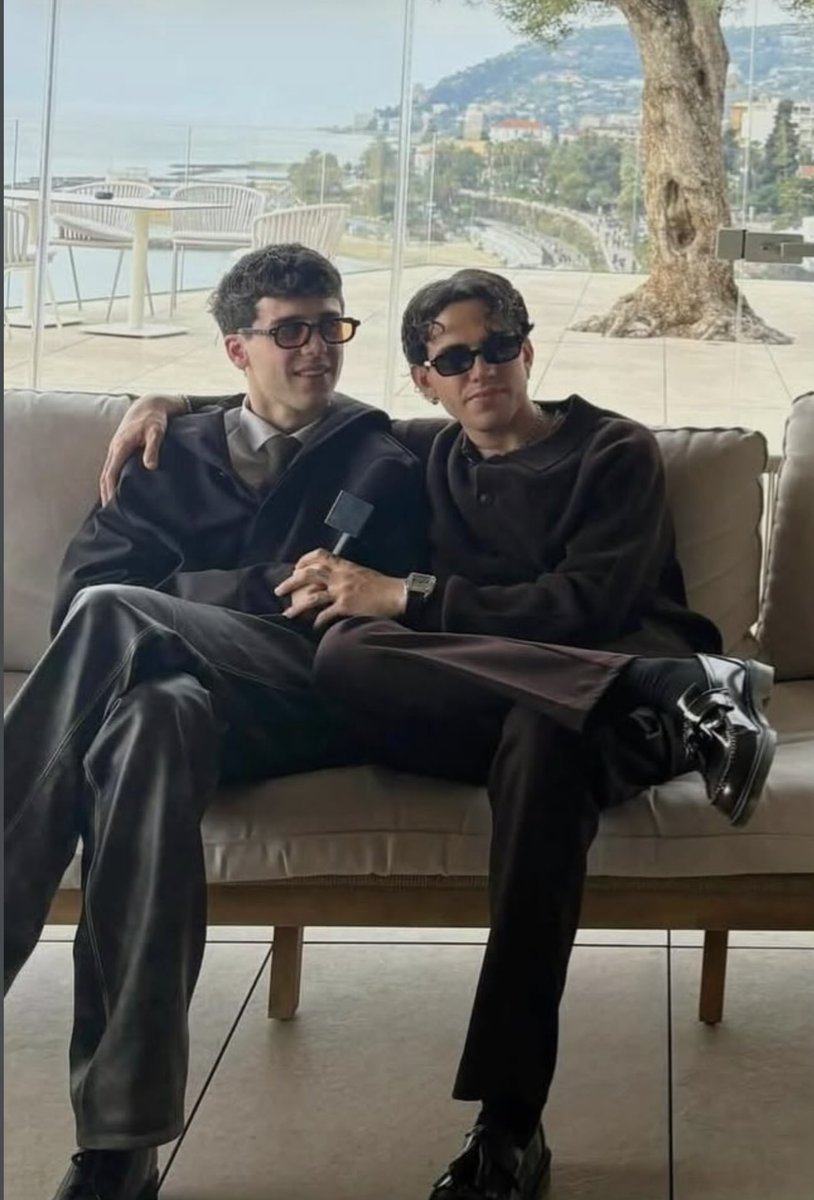 peularis 💫 partenogay era 🤌🏼 tweet media