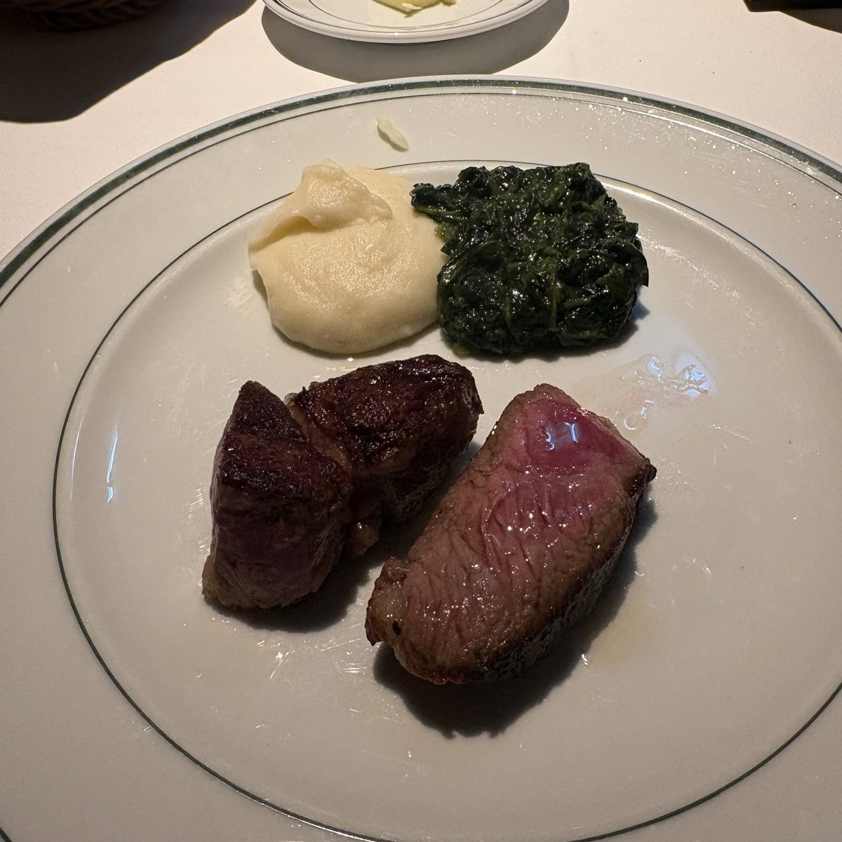 とんとん tweet media