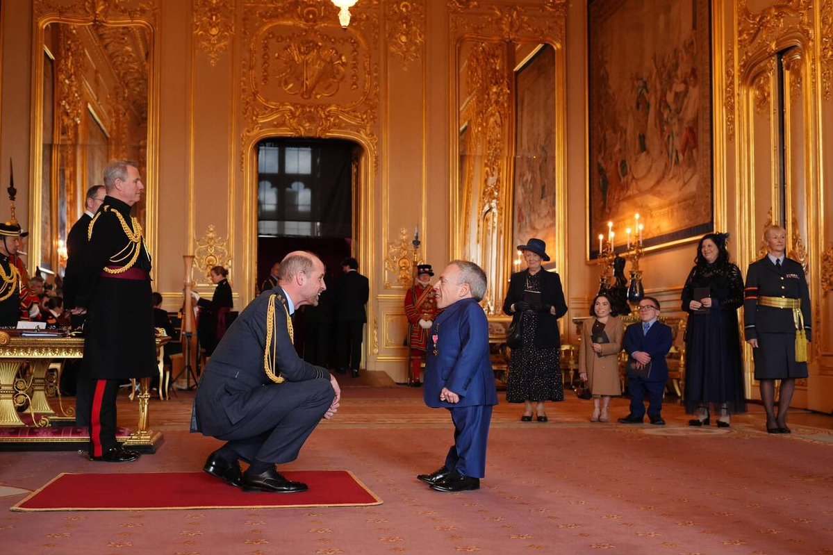 Imperial Material ♚ tweet media