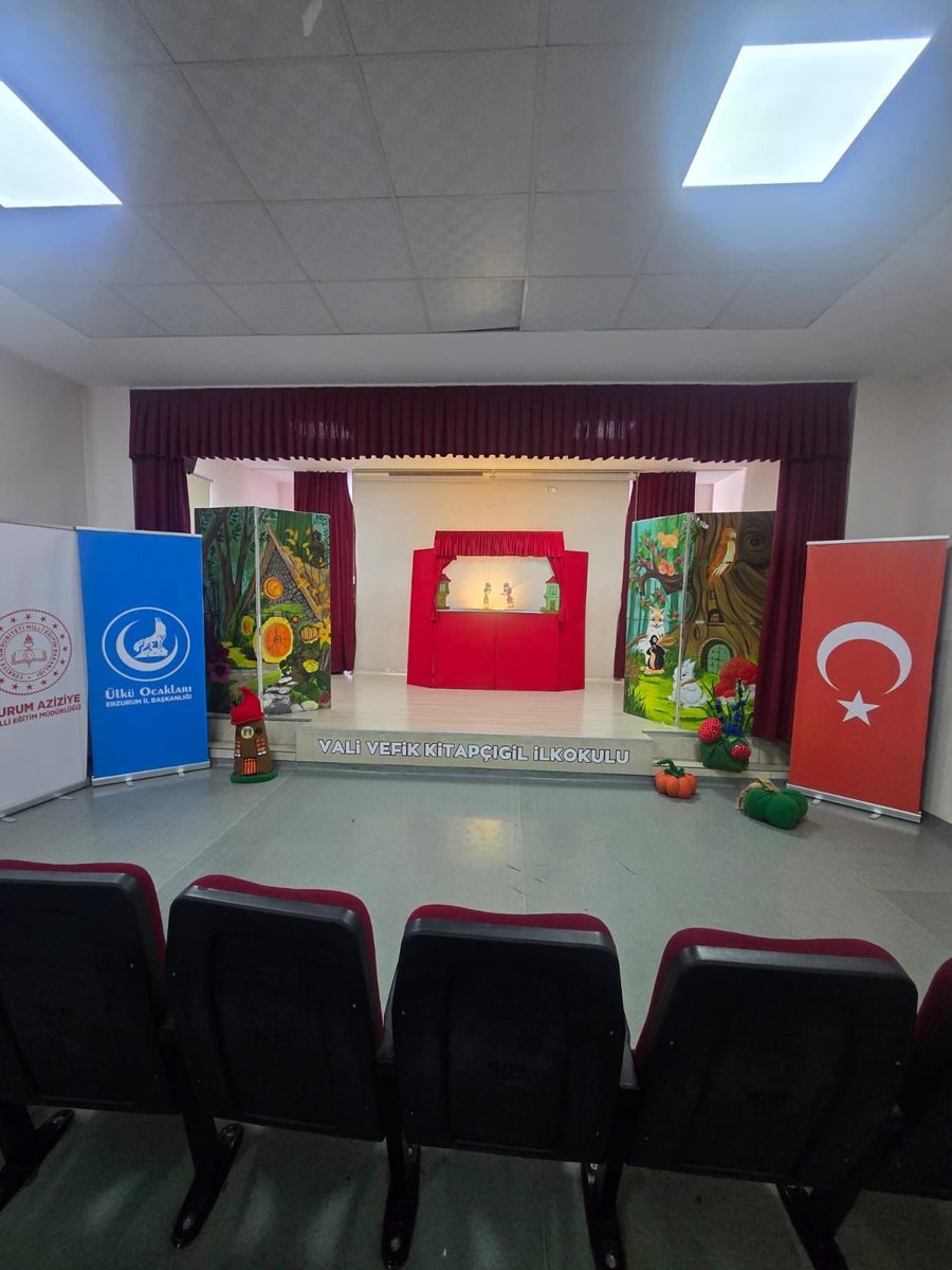 📍 ERZURUM

Ülkü Ocakları olarak hazırladığımız “Karagöz’ün Türküsü” Kukla Tiyatrosu ve Karagöz Etkinlik Atölyesi, Ülkü Ocakları Erzurum İl Başkanlığımızda çocuklarımızla buluştu. 🎭

Evlatlarımızın hem eğlenip hem öğrenerek geleneksel kültürümüzle tanıştığı bu anlamlı