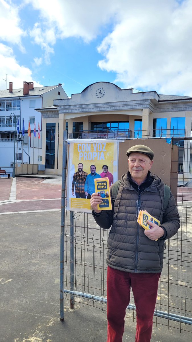 Alantre_federal's tweet photo. 🏘️📍 León/ Llión y El Bierzu.

🦁🌻 Últimos días de campaña llevando la necesidad de esa izquierda territorial que lleve por  igual la justicia social y el autogobierno, pero sobretodo para poner a las leonesas/es en el mapa del Estado.

#izquierdaterritorial #ConVozPropia https://t.co/Rasehn0xlG