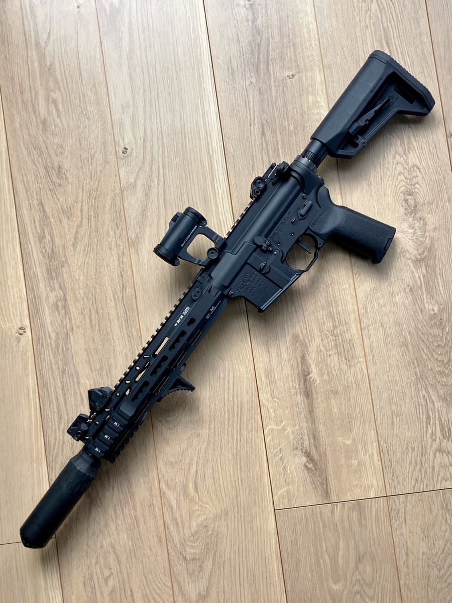 workerthanblack's tweet photo. 令和最新BCM4 SBR https://t.co/fM3CMEYww5