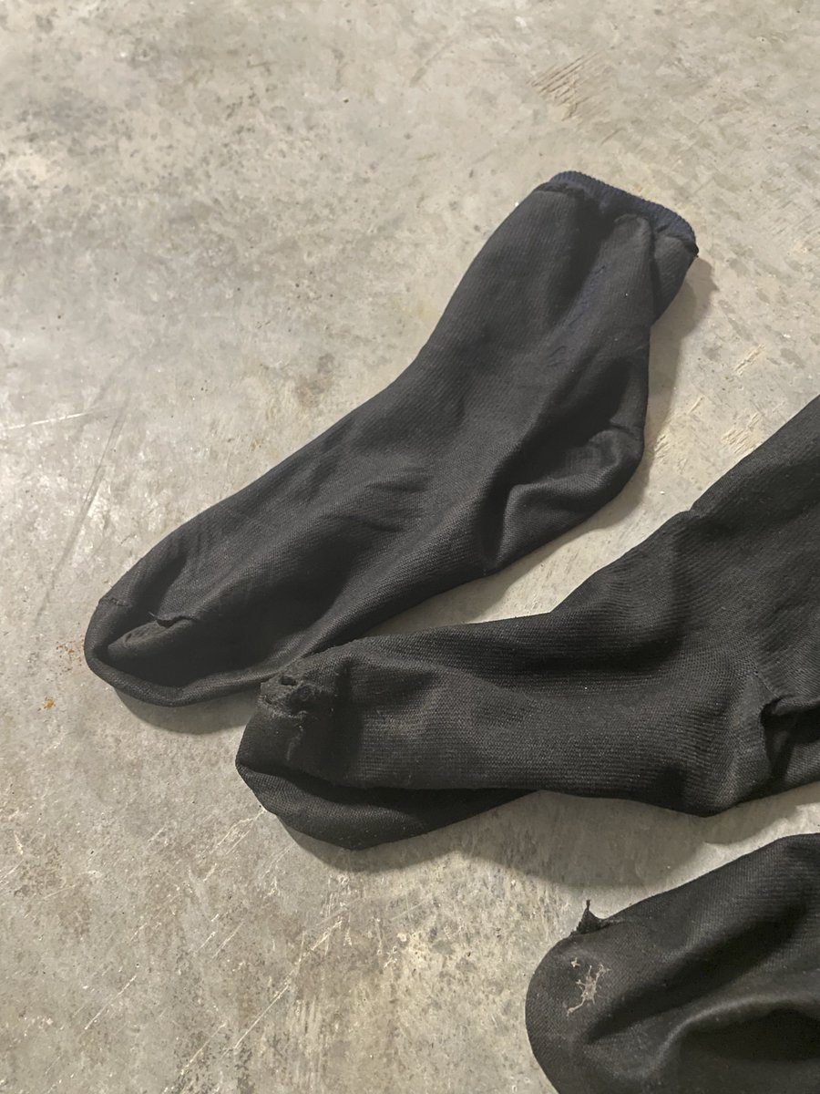 fag4workersocks's tweet photo. The smell of real men 😮‍💨 https://t.co/OobpGgSYI0