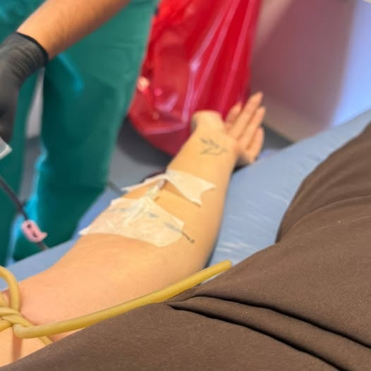 HospitalSBColon's tweet photo. Más de 300 entrerrianos donaron sangre ❤️🩸
Durante enero y febrero de 2026, se realizaron colectas y talleres de concientización en el marco del proyecto “Donar sangre nos une +”, promoviendo la donación voluntaria en toda la provincia.
#DonarSangre #EntreRíos #SaludPública https://t.co/WsQy1Q3wvb