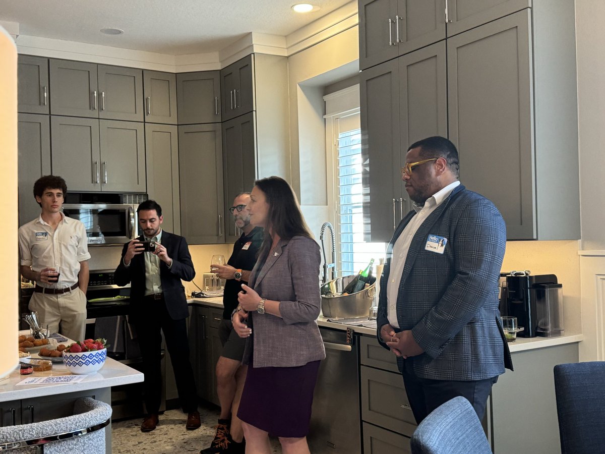 Felipe Sousa Lazaballet tweet media