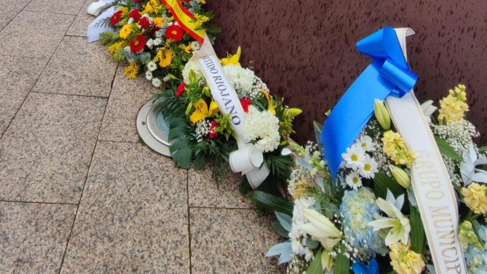 PR+Riojan@s tweet media