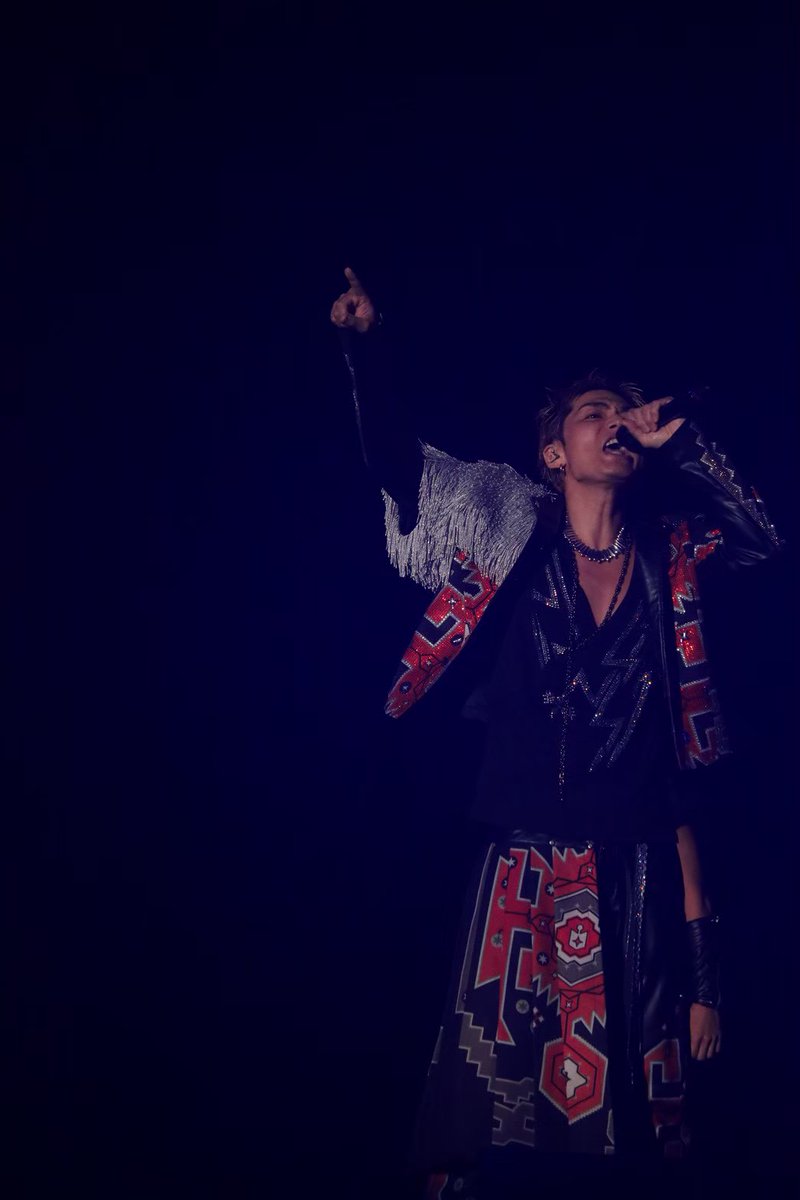 exilelive_acc's tweet photo. NAOTO HONEST TOWN FINAL のMCでも話していましたが #EXILE のライブで SHOKICHI何段活用があるのか
（NAOTO曰く、5段くらいいくこともあるそう）
楽しみにしていて下さい！

𝐄𝐗𝐈𝐋𝐄 𝐋𝐈𝐕𝐄 𝟐𝟎𝟐𝟔 "𝐓𝐇𝐄 𝐑𝐄𝐀𝐒𝐎𝐍"
〜𝐏𝐄𝐑𝐅𝐄𝐂𝐓 𝐘𝐄𝐀𝐑 𝐒𝐩𝐞𝐜𝐢𝐚𝐥〜
2026.4.21 Tue OPEN 16:00 / START 18:00
2026.4.22 Wed OPEN 15:00 / START 17:00
＠ 𝗧𝗢𝗞𝗬𝗢 𝗗𝗢𝗠𝗘

✴︎ticketbook
https://t.co/DNHiFjTCfA

✴︎ローチケ
https://t.co/hMX5WNycIN

✴︎ぴあ
https://t.co/v1Nd82ObQF

✬SPECIAL MEMBERS
𝐌𝐀𝐓𝐒𝐔/ Ü𝐒𝐀 / 𝐌𝐀𝐊𝐈𝐃𝐀𝐈

✬SPECIAL GUEST
𝗩𝗘𝗥𝗕𝗔𝗟
𝗗𝗢𝗕𝗘𝗥𝗠𝗔𝗡 𝗜𝗡𝗖

✬SUPPORT ARTIST
𝗟𝗜𝗟 𝗟𝗘𝗔𝗚𝗨𝗘
𝗞𝗜𝗗 𝗣𝗛𝗘𝗡𝗢𝗠𝗘𝗡𝗢𝗡

✬SPECIAL SECRET GUEST
誰も予想できない凄まじいゲスト！

#SHOKICHI3段活用