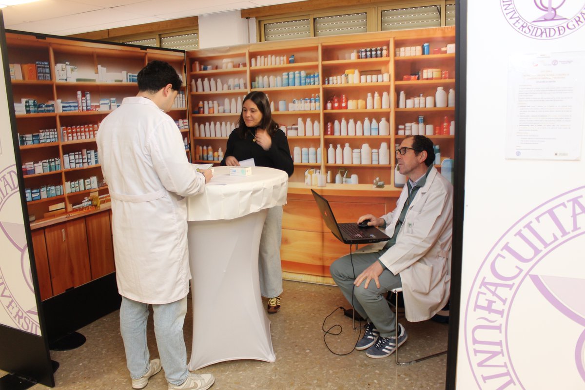 Departamento de Farmacología UGR tweet media