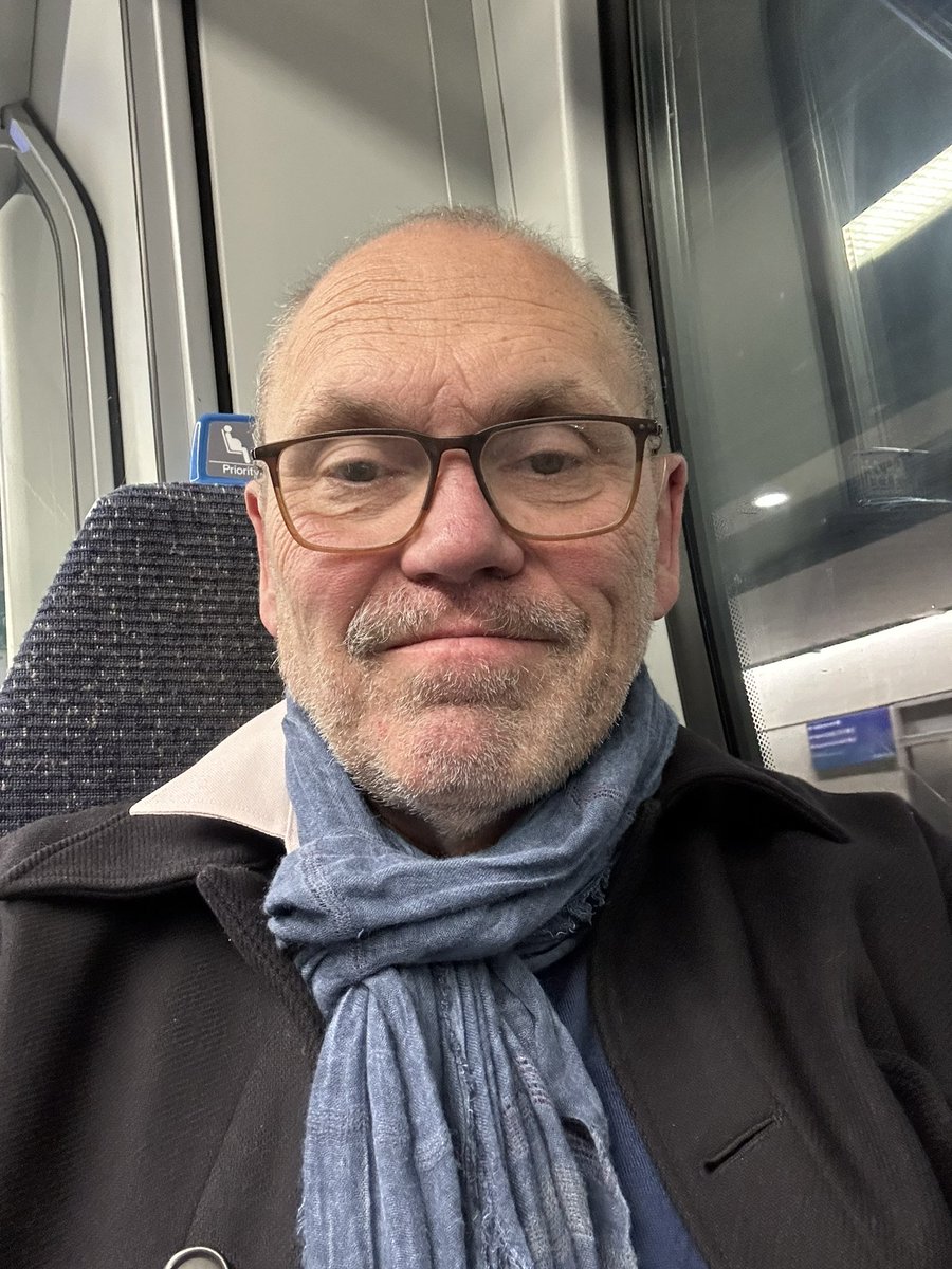 Mark Davies tweet media