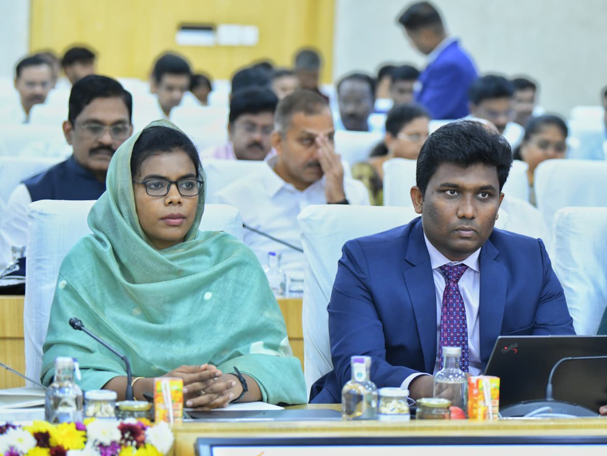 Guntur Collector tweet media