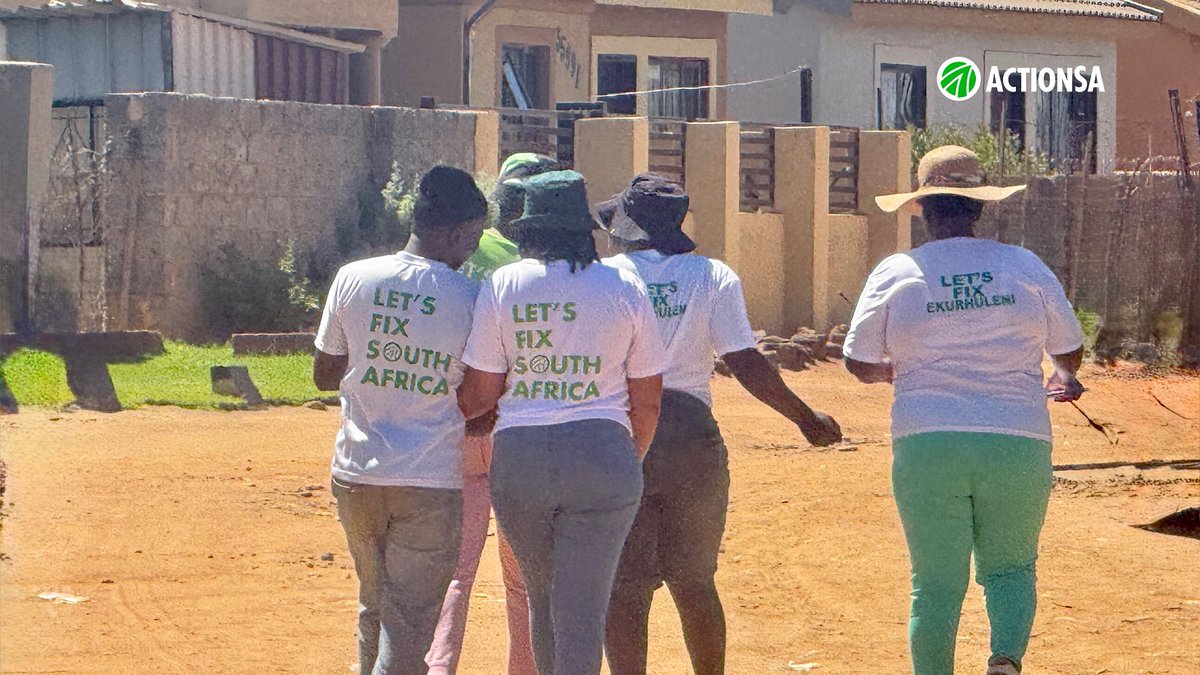 ActionSA_EkuReg's tweet photo. Join us for the Fix Ekurhuleni Community Engagement session with our mayoral candidate, @XolaniKhumalo_, as we connect with residents in Ward 26, Etwatwa. 

Our team is at Barcelona, engaging with the community and discussing ways to improve Ekurhuleni. 

#LetsFixEkurhuleni https://t.co/f6rv7bueWG