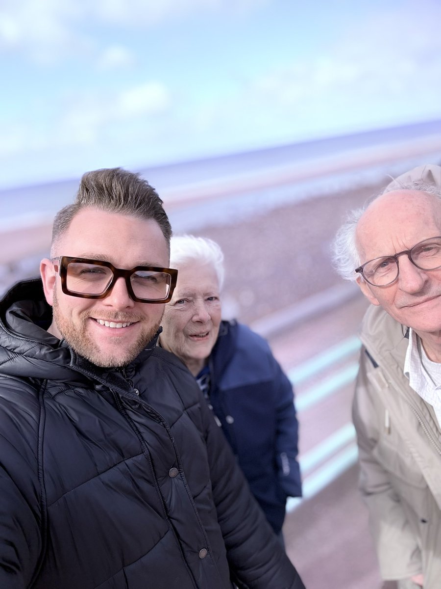 NBykerLodge's tweet image. Fresh sea air, good company, and a well-earned coffee ☕🌊
Today we enjoyed a lovely day trip to the beach and a cosy café with some of the adults from the lodge. Plenty of smiles, laughter, and time to relax by the sea. Days like this are what it’s all about.
#DayTrip #BeachWalk