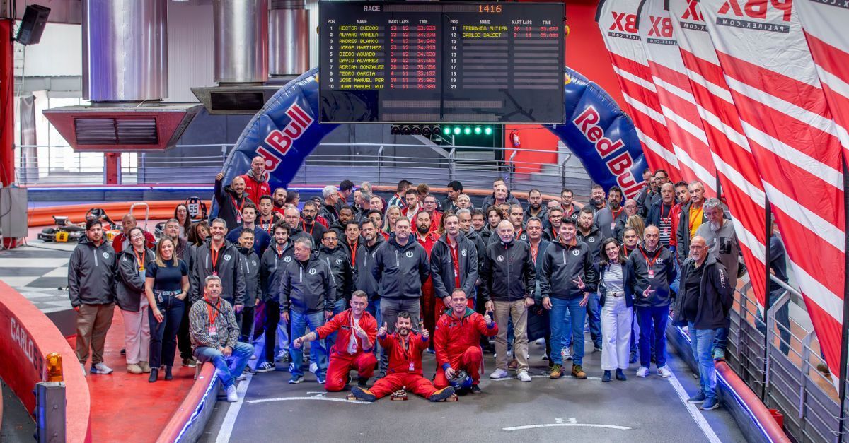 Palibex's tweet photo. Hemos reunido a más de 80 conductores de toda España para compartir experiencias y reivindicar su papel dentro de la Red y para el sector.

https://t.co/WdpXBiLho8

#EscuelaConductoresPBX #PBXmola #PalibexSonríe https://t.co/by8quElu0N