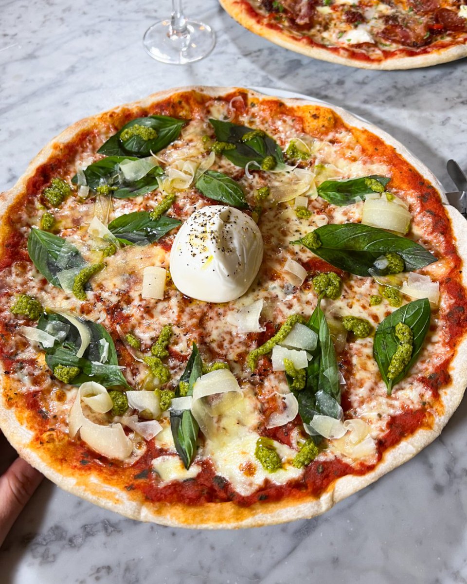 PizzaExpress tweet media