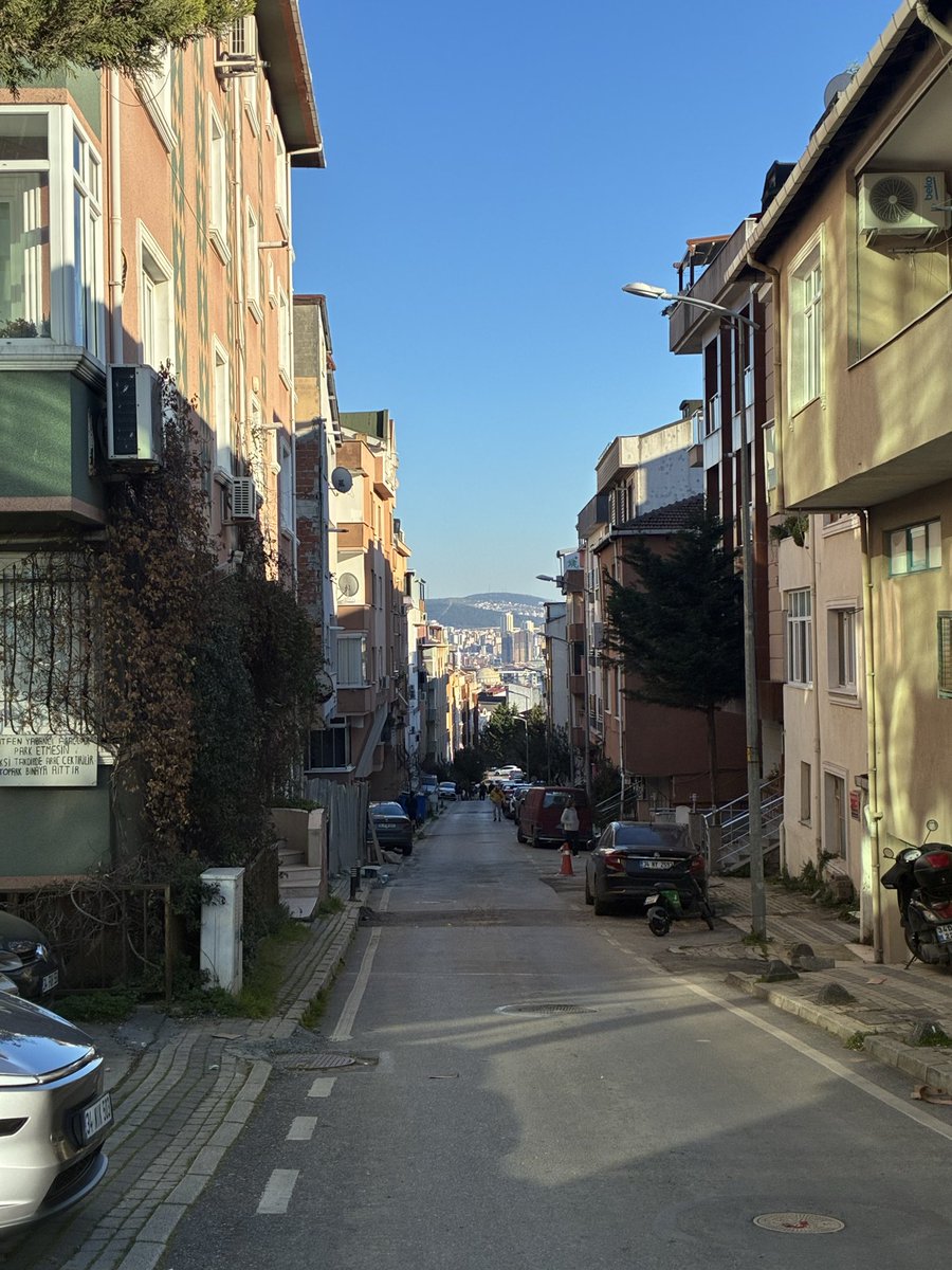 Cam Kenarından İstanbul tweet media
