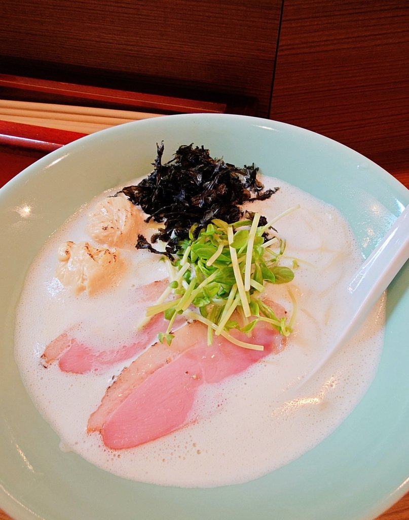 さむ tweet media