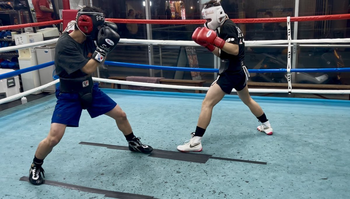 いつもありがとうございます！  
試合まであと1週間！！🙏🏻🔥

今日はラストのスパーリングでした！  
<a href="/y0s___b/">児島義輝</a> くん、試合前にたくさんやっていただきありがとうございました！！

おかげさまでケガもなく調子を上げられています！  
残りの1週間も頑張ります🙏🏻

yuta0419.boxing-ticket.com