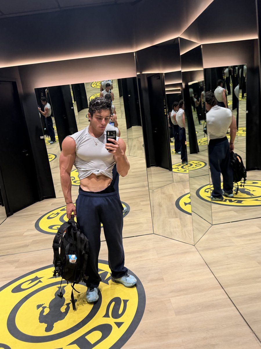 Alex Aaron tweet media