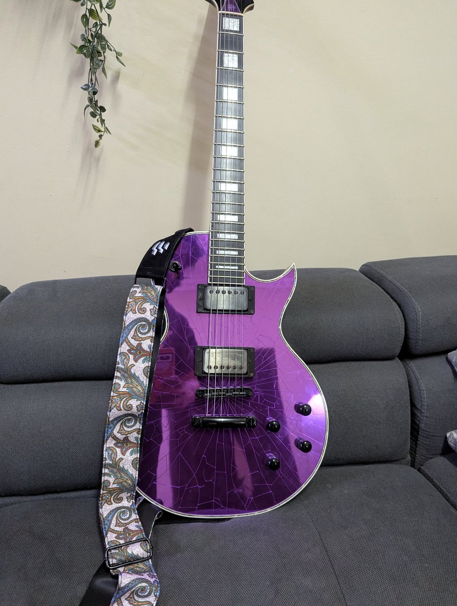 Haizeel 🇲🇾 || NFT Artist 💧 tweet media