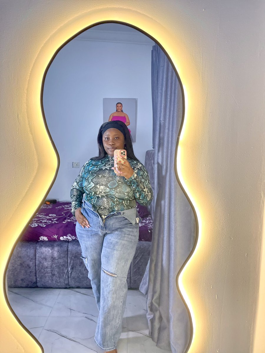 Stephy Designs tweet media