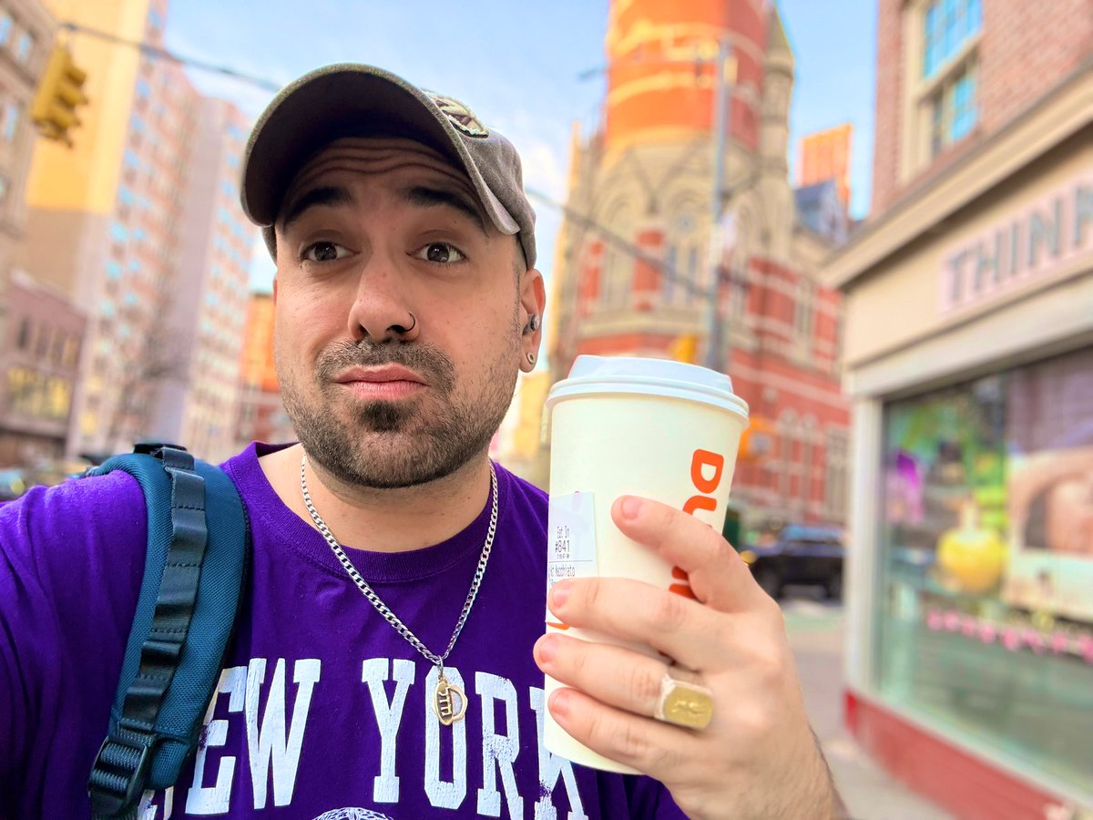 Author Benjamin Ryan tweet media