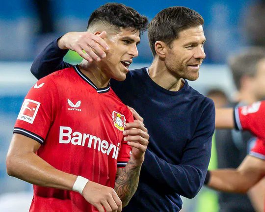 🎙Piero Hincapié on his former manager Xabi Alonso and Mikel Arteta..…..

🗣 “Xabi changed the team’s mentality. During the double-winning season, every single player truly wanted to win every game. 

“Even when we were behind, we always believed we could win. Do you remember