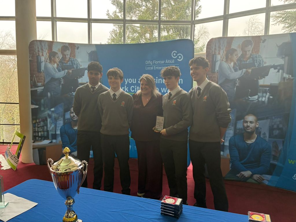 Coláiste An Spioraid Naoimh tweet media