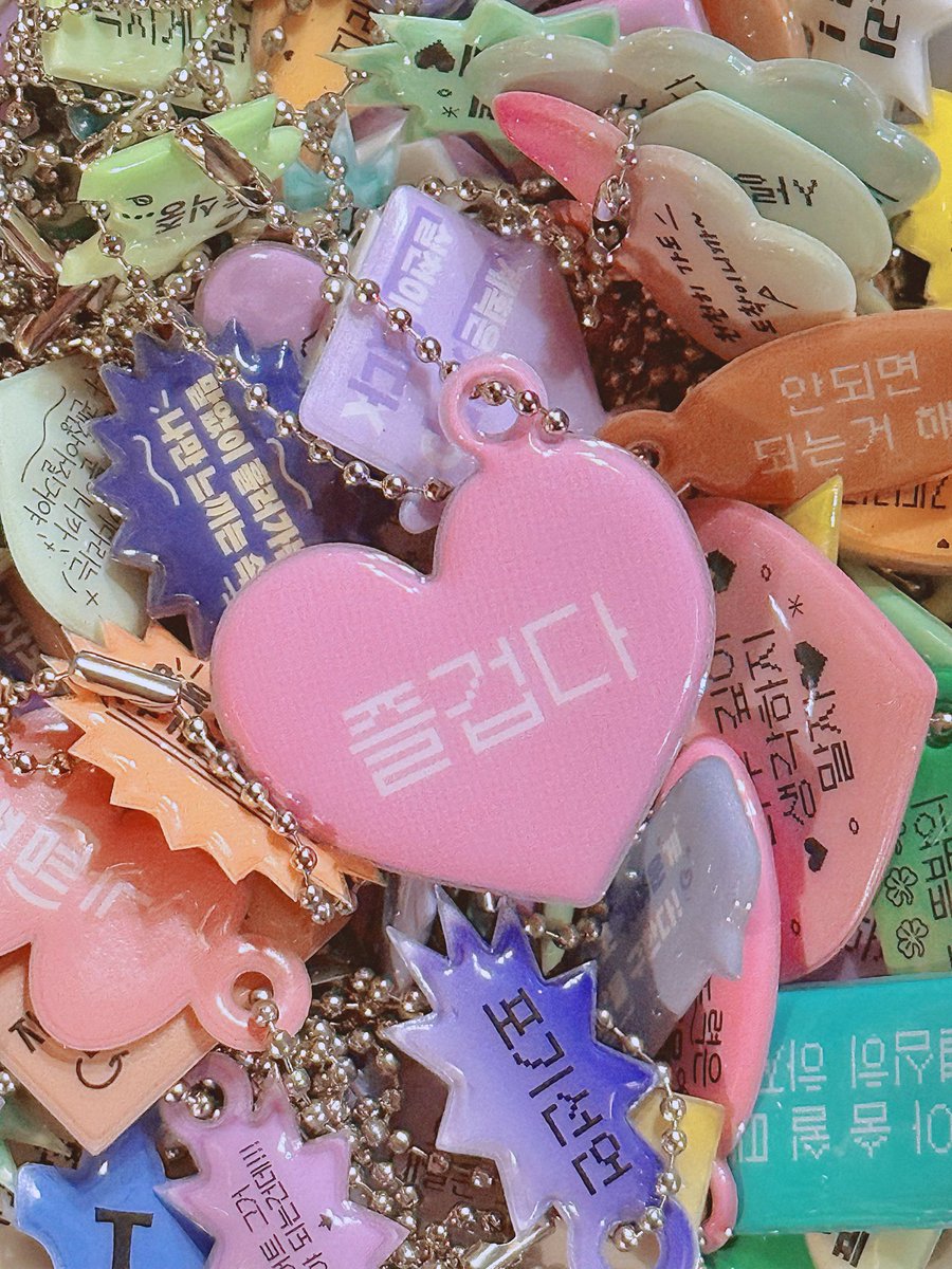 𝗭𝘇.. tweet media