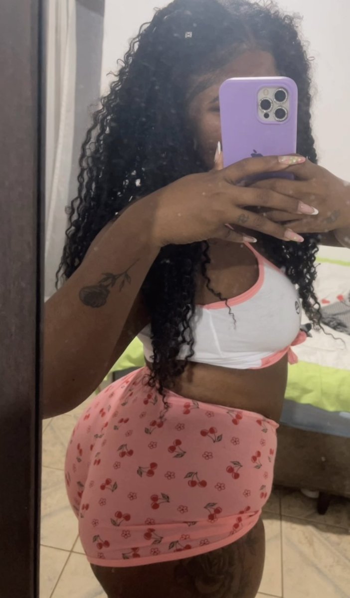 pretiinha_luana's tweet photo. Bom diia 🍒 https://t.co/SDc54M1fxg