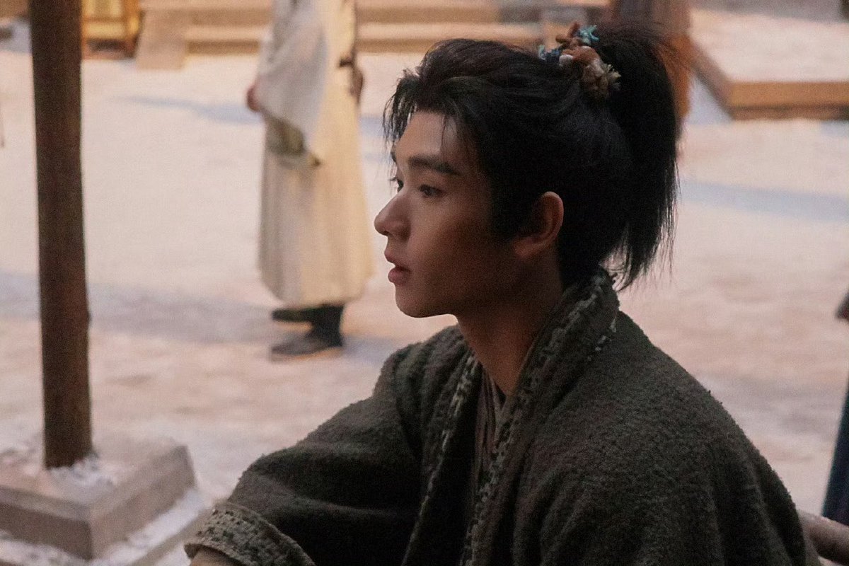 นักเลงนมผงแห่งตรอกซีกู้นี่หล่อจังเลยนะ 😆

#นายท่านกรชิต #高卿尘
#GaoQingchen 
#ล่าหยก