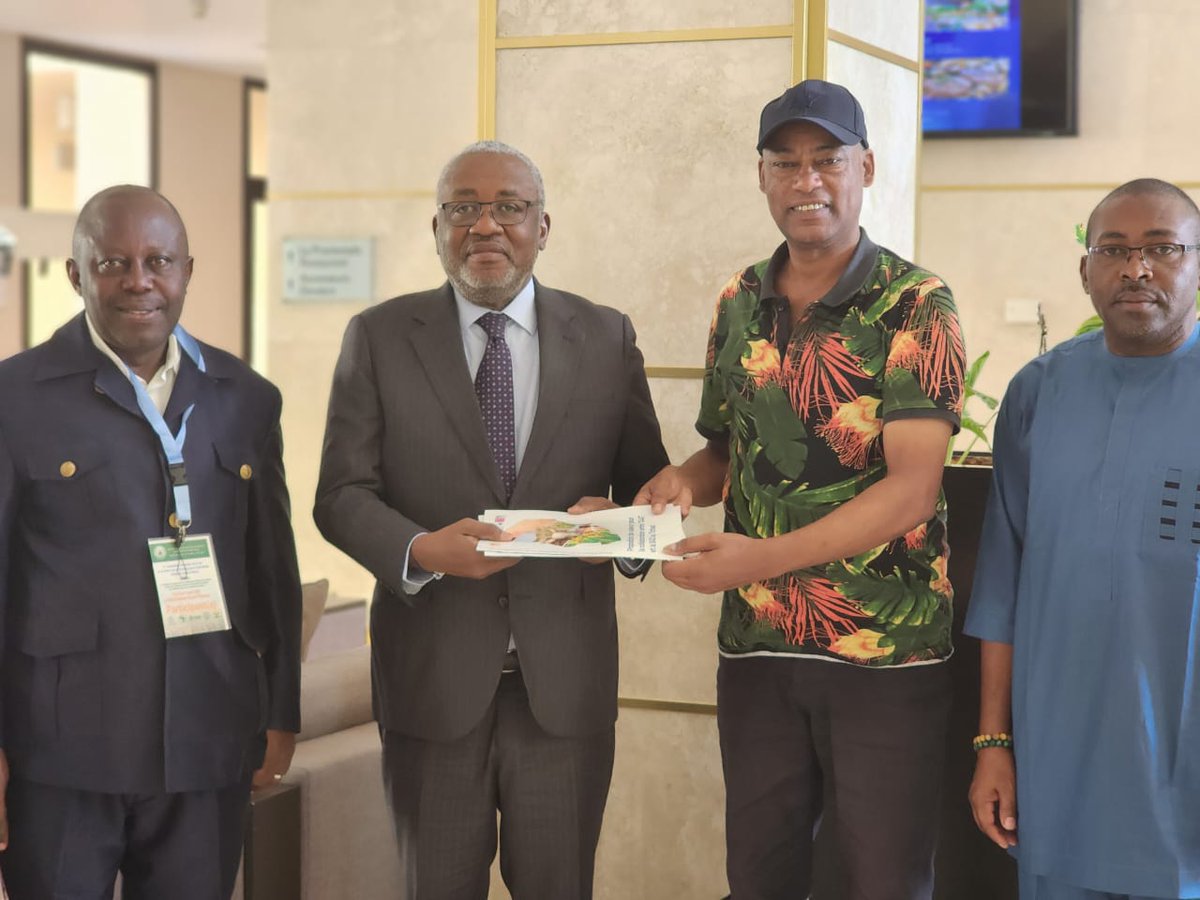 Taat_Africa's tweet photo. Yesterday, #TAAT took a decisive step towards a collaborative framework with the Pôle Régional de Recherche Appliquée au Développement des Systèmes Agricoles en Afrique Centrale (#PRASAC).
Both Dr @eyunati, Head #TAATClearinghouse, and Jean-Louis Mihindou Doukaga, DG of PRASAC, are of the view that this framework provides #TAAT a credible platform to deepen its footprint in #ScalingInnovations for food systems transformation across the #CEMAC sub-region.
#EngageTAAT to #FeedAfrica #EngagezTAAT pour #NourrirlAfrique #EngageTAAT to #Scale4Impact
@AfDB_Group @gatesfoundation @GatesAfrica
@CGIAR @CGIARScaling @isdb_group @giz_gmbh
@ADB_HQ