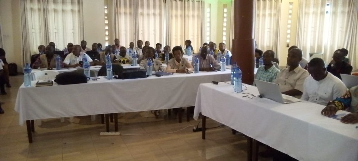 Merankabandi2's tweet image. Ds le cadre d mesures d'accompagnement pr le dévpment du capital humain du @Merankabandi2 , il se tient, au chef-lieu de @Gitega , du 11 au 13/03/2026, 1 atelier d formation d formateurs sur le module "Nutrition" pr les secteurs #Muyinga , #Cibitoke, #BujumburaMairie et #Cibitoke